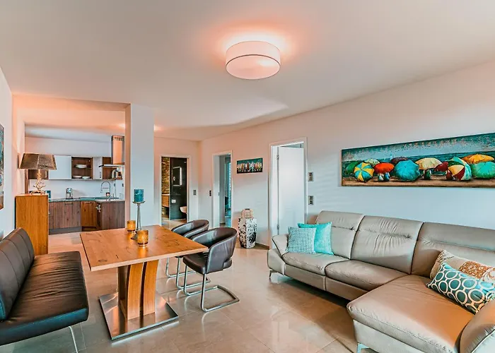 Apartamento Poolhaus Bodensee Ideal Fuer Geschaeftsreisende Wasserburg