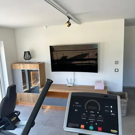 Poolhaus Bodensee Ideal Fuer Geschaeftsreisende Wasserburg am Bodensee
