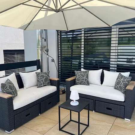 Poolhaus Bodensee Ideal Fuer Geschaeftsreisende *