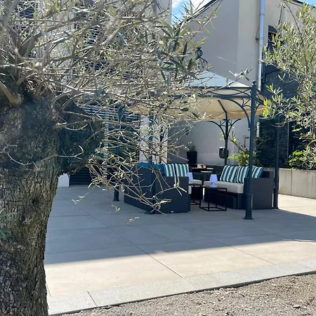Poolhaus Bodensee Ideal Fuer Geschaeftsreisende Wasserburg
